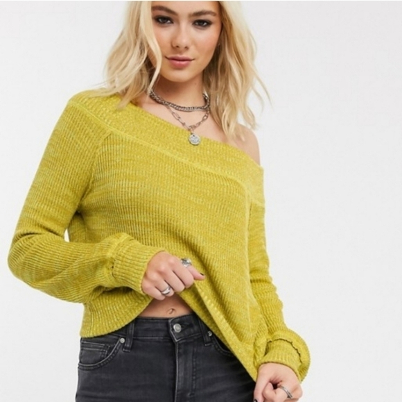 EUC FREE PEOPLE SUGAR RUSH OFF THE SHOULDER SWEATER SZ MED - Picture 3 of 15